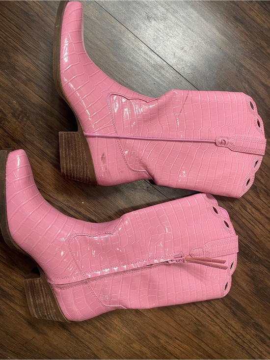 Circus Ny Shoes - Women’s Pink Croc-Embossed Mid-Calf Western Boots